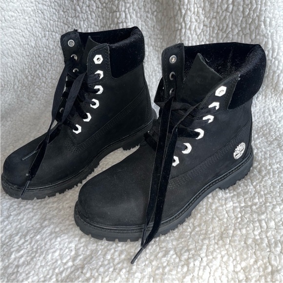 Timberland Shoes - Timberland Black Velvet Women’s Boots
